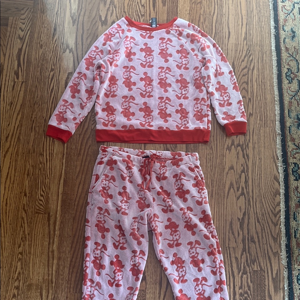 Disney Red and White Mickey Mouse Pajama Set